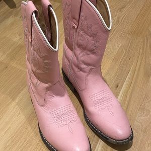 PINK COWGIRL BOOTS